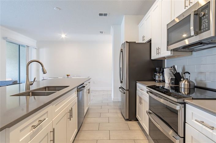 Image No.8-4 Bed Townhouse for sale