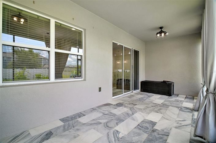 Image No.15-5 Bed Property for sale