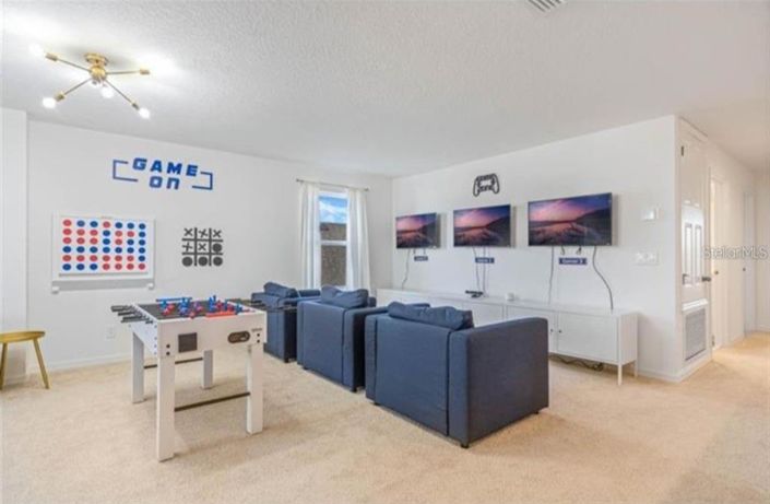 Image No.17-5 Bed Property for sale