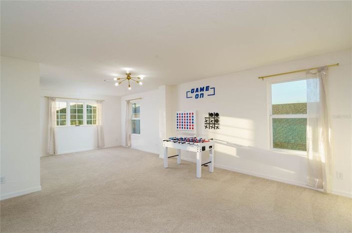 Image No.19-5 Bed Property for sale