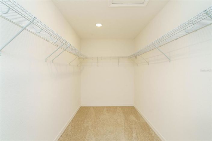 Image No.23-5 Bed Property for sale