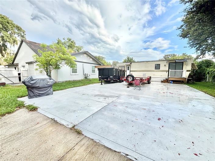 Image No.25-5 Bed Property for sale