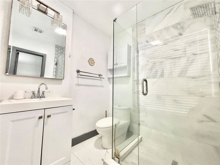 Image No.31-5 Bed Property for sale