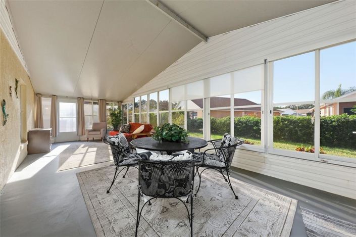 Image No.25-2 Bed Property for sale