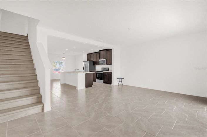 Image No.12-3 Bed Townhouse for sale