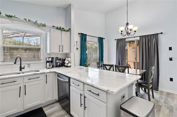 Image No.18-4 Bed Property for sale