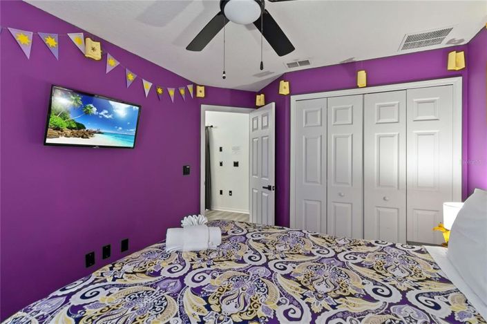 Image No.28-4 Bed Property for sale