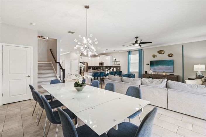 Image No.14-9 Bed Property for sale