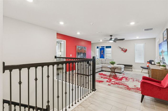 Image No.25-9 Bed Property for sale