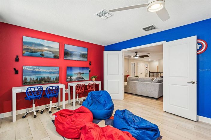 Image No.31-9 Bed Property for sale