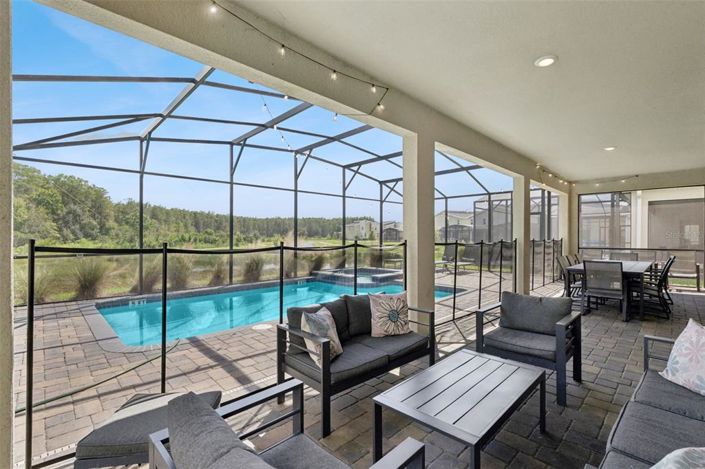 Image No.51-9 Bed Property for sale