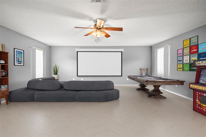 Image No.38-4 Bed Property for sale