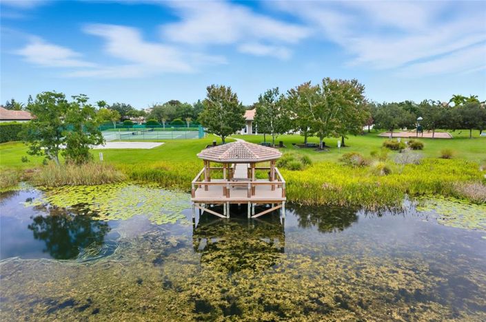 Image No.55-4 Bed Property for sale