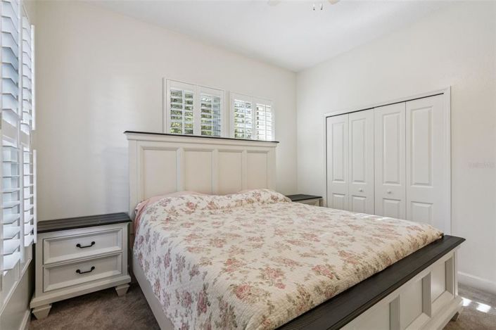 Image No.37-3 Bed Property for sale