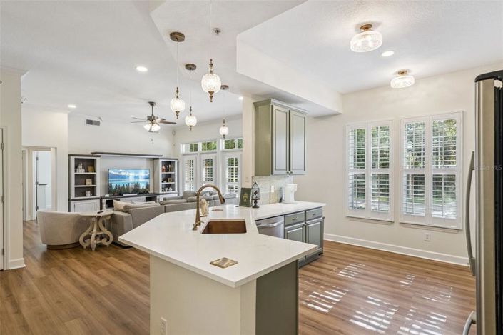 Image No.9-3 Bed Property for sale