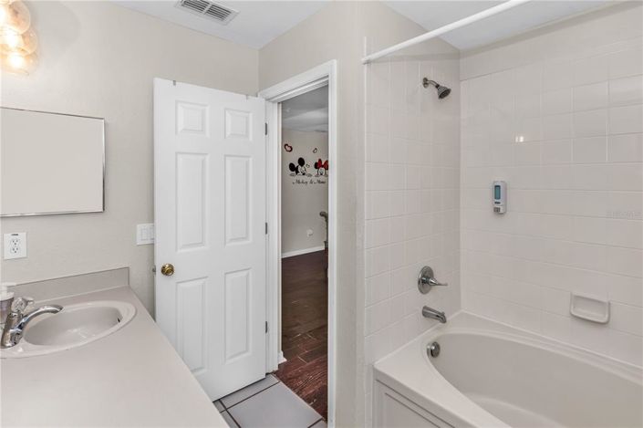 Image No.23-4 Bed Townhouse for sale