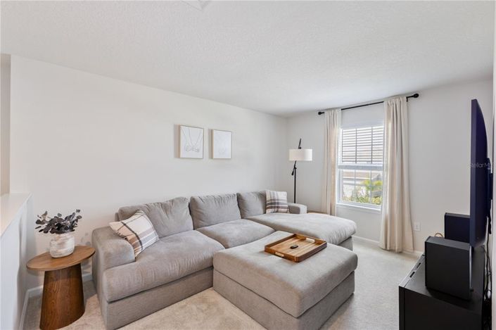 Image No.14-3 Bed Property for sale