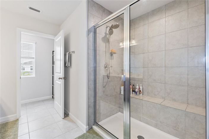 Image No.19-3 Bed Property for sale