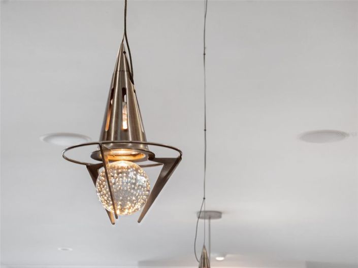 Image No.58-6 Bed Property for sale