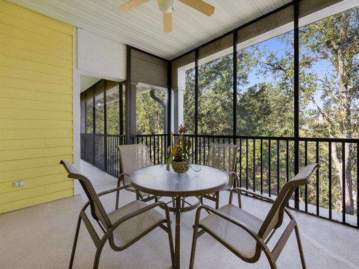 Image No.8-3 Bed Property for sale