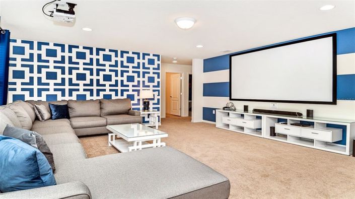 Image No.9-7 Bed Property for sale