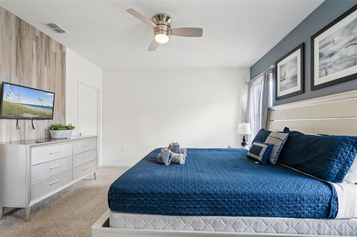 Image No.18-6 Bed Property for sale