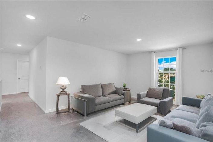 Image No.8-4 Bed Property for sale