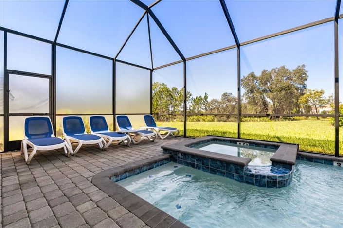 Image No.3-6 Bed Property for sale