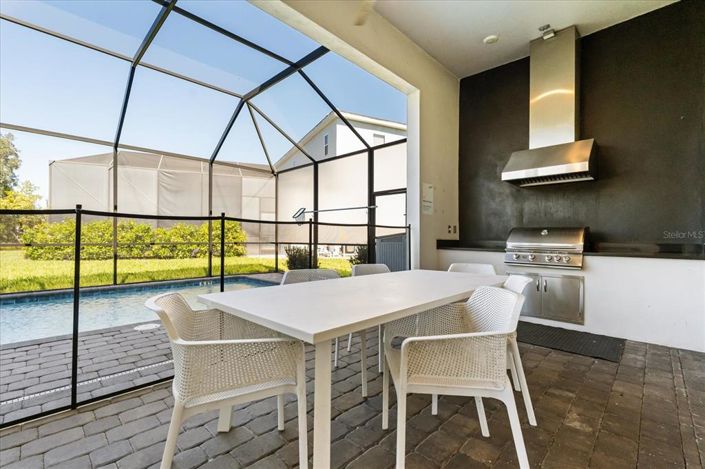 Image No.47-6 Bed Property for sale