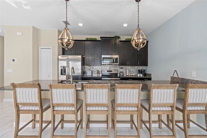 Image No.22-4 Bed Townhouse for sale