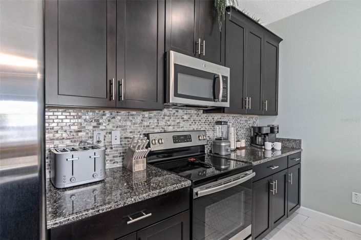 Image No.23-4 Bed Townhouse for sale