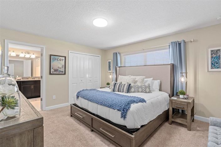 Image No.25-4 Bed Townhouse for sale