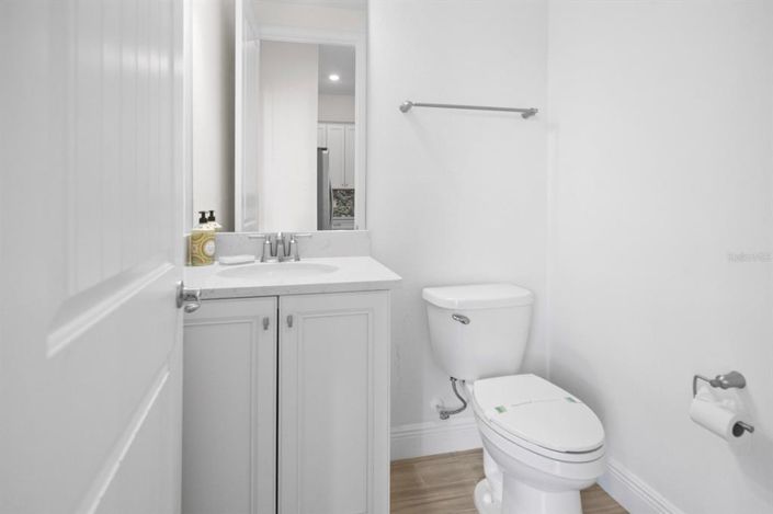 Image No.19-4 Bed Property for sale