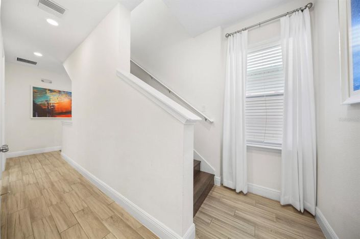 Image No.23-4 Bed Property for sale