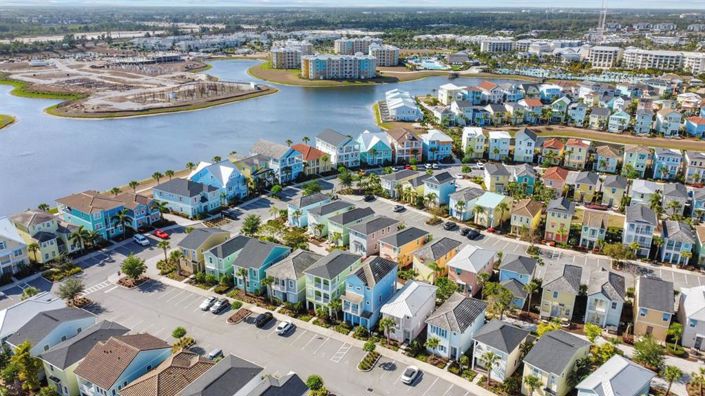 Image No.5-4 Bed Property for sale