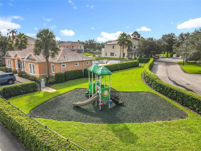 Image No.24-3 Bed Townhouse for sale