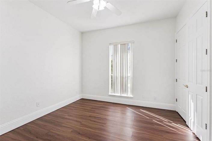 Image No.23-5 Bed Property for sale