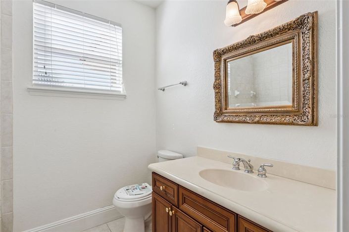 Image No.25-5 Bed Property for sale