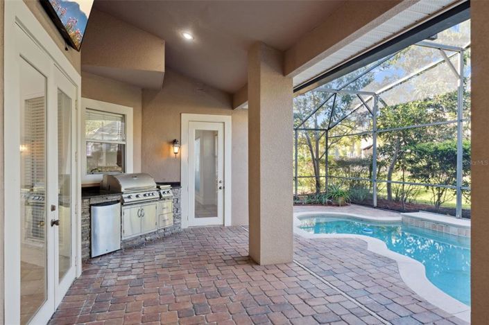 Image No.29-5 Bed Property for sale