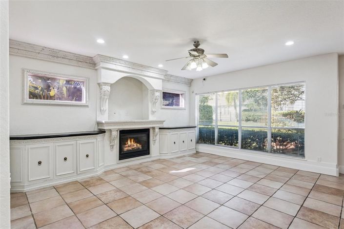 Image No.3-5 Bed Property for sale