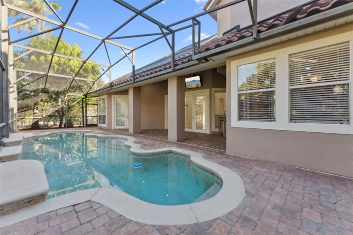 Image No.33-5 Bed Property for sale