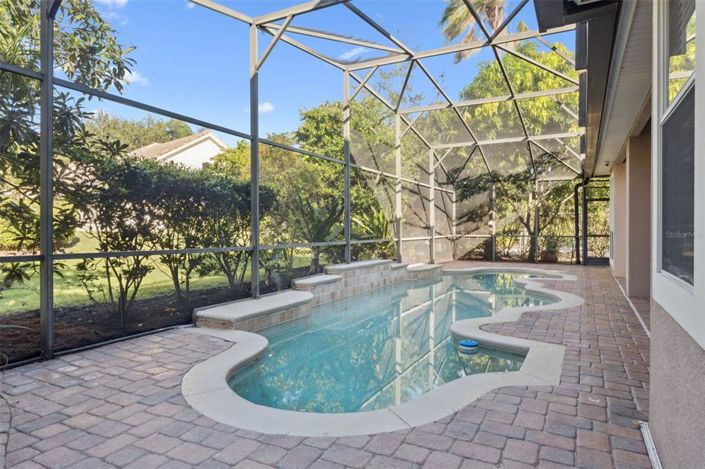 Image No.34-5 Bed Property for sale