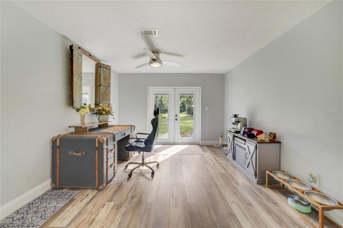 Image No.14-3 Bed Property for sale