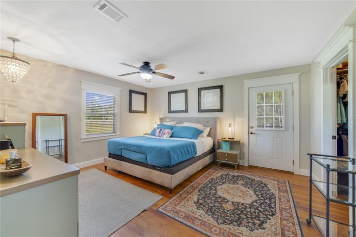 Image No.20-3 Bed Property for sale