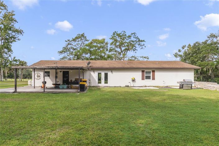 Image No.5-3 Bed Property for sale