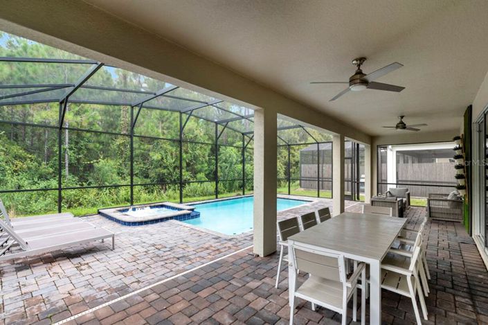 Image No.39-8 Bed Property for sale