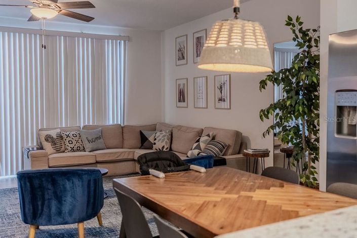 Image No.10-4 Bed Townhouse for sale