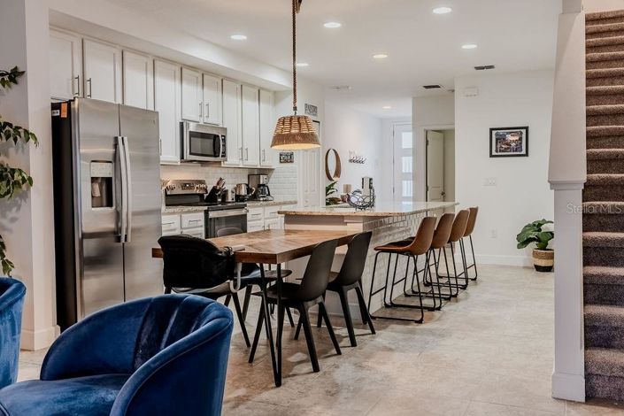 Image No.15-4 Bed Townhouse for sale