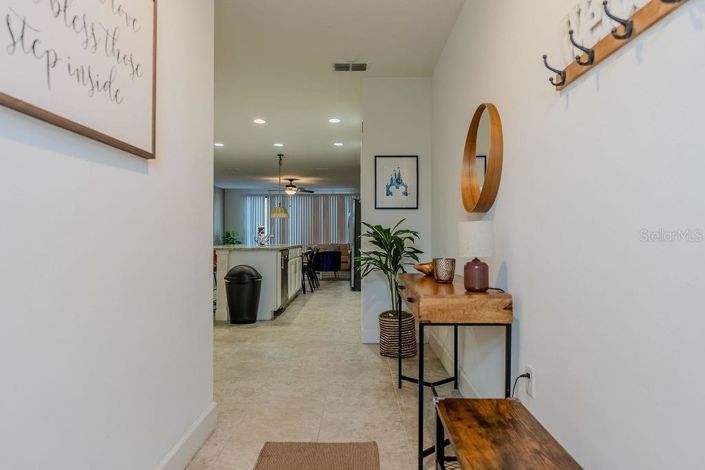 Image No.2-4 Bed Townhouse for sale