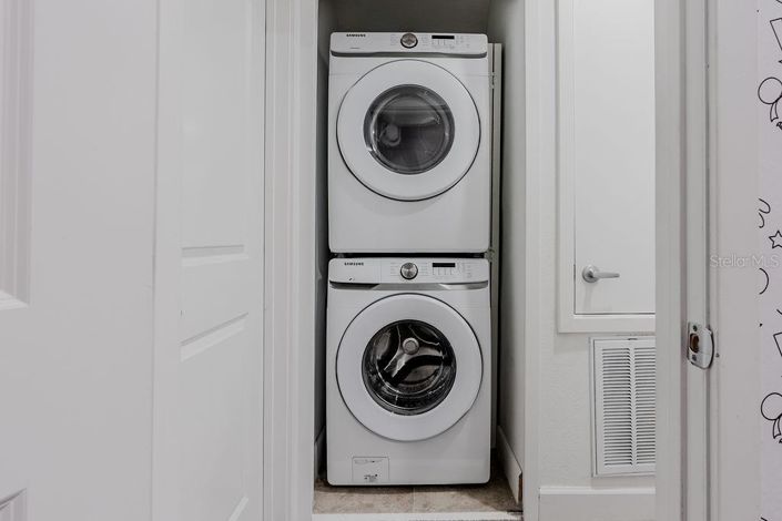 Image No.29-4 Bed Townhouse for sale